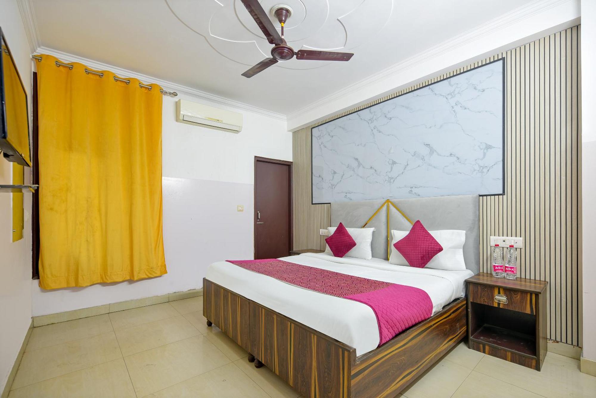 Hotel Galaxy Near Delhi Airport نيودلهي المظهر الخارجي الصورة